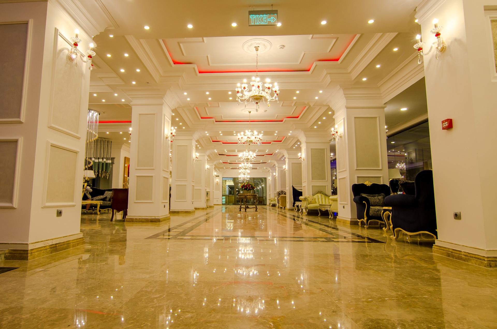 Phoenicia Royal Hotel Năvodari Exteriör bild