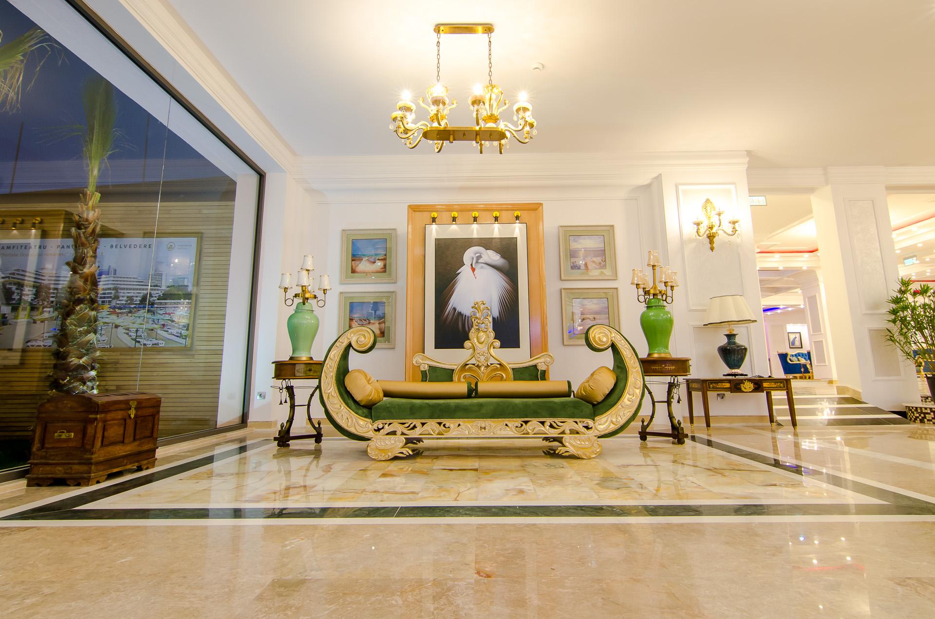 Phoenicia Royal Hotel Năvodari Exteriör bild